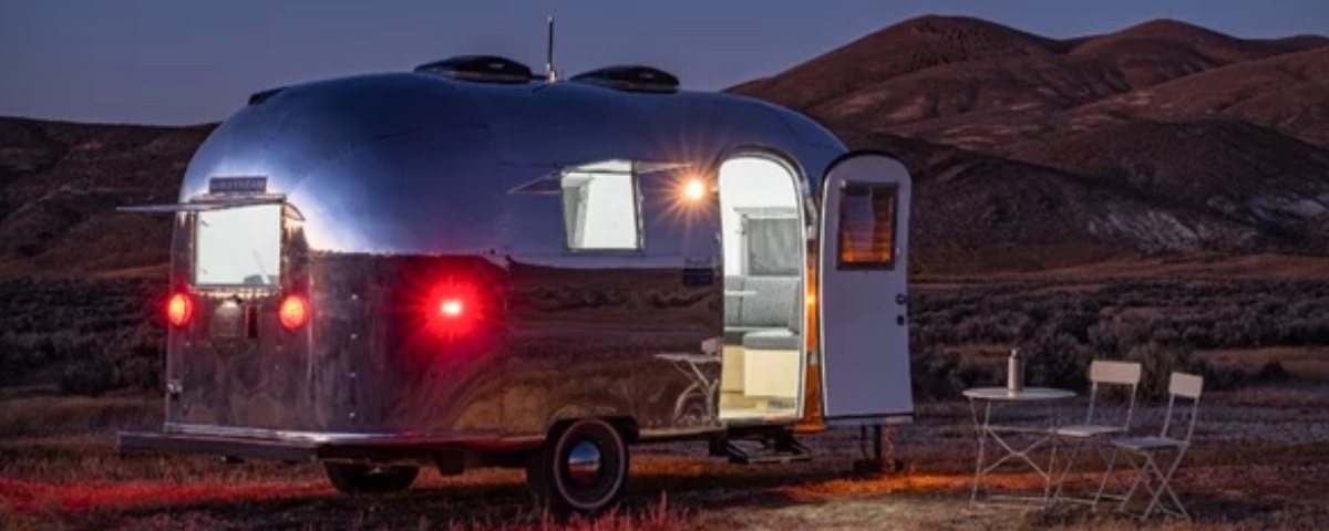 Коллекционные топоры - блог лесоруба - вещи, которые нам интересны: фургон Airstream Mobile Office